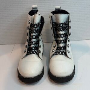 Kurt Geiger Kids White and Black Boots size 1